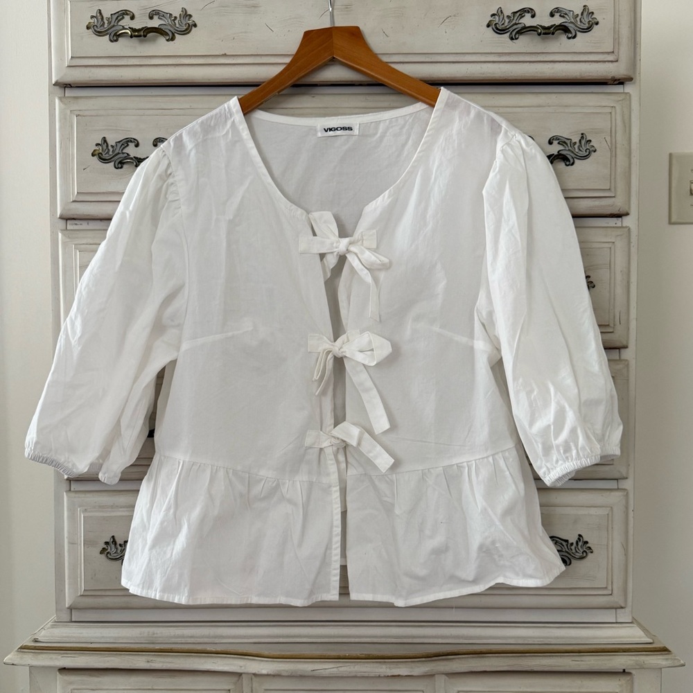 White Bow Tie Front Blouse Top - Picture 2 of 4